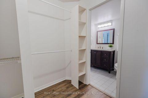 Photo 18 at 112 - 1496 Pilgrims Way, GA Glen Abbey, Oakville