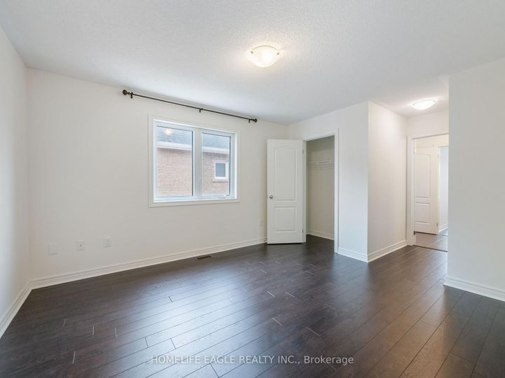 Photo 32 at 27 Scarlet Way, Bradford, Bradford West Gwillimbury