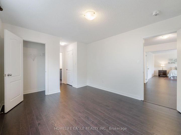 Photo 33 at 27 Scarlet Way, Bradford, Bradford West Gwillimbury