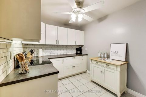 Photo 7 at 21 - 91 Muir Drive, Scarborough Village, Toronto