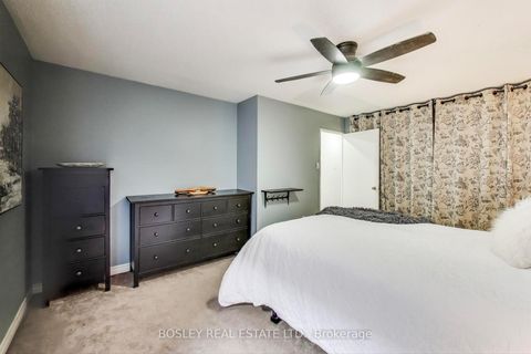 Photo 11 at 21 - 91 Muir Drive, Scarborough Village, Toronto