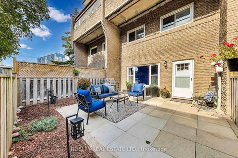 Photo 18 at 21 - 91 Muir Drive, Scarborough Village, Toronto