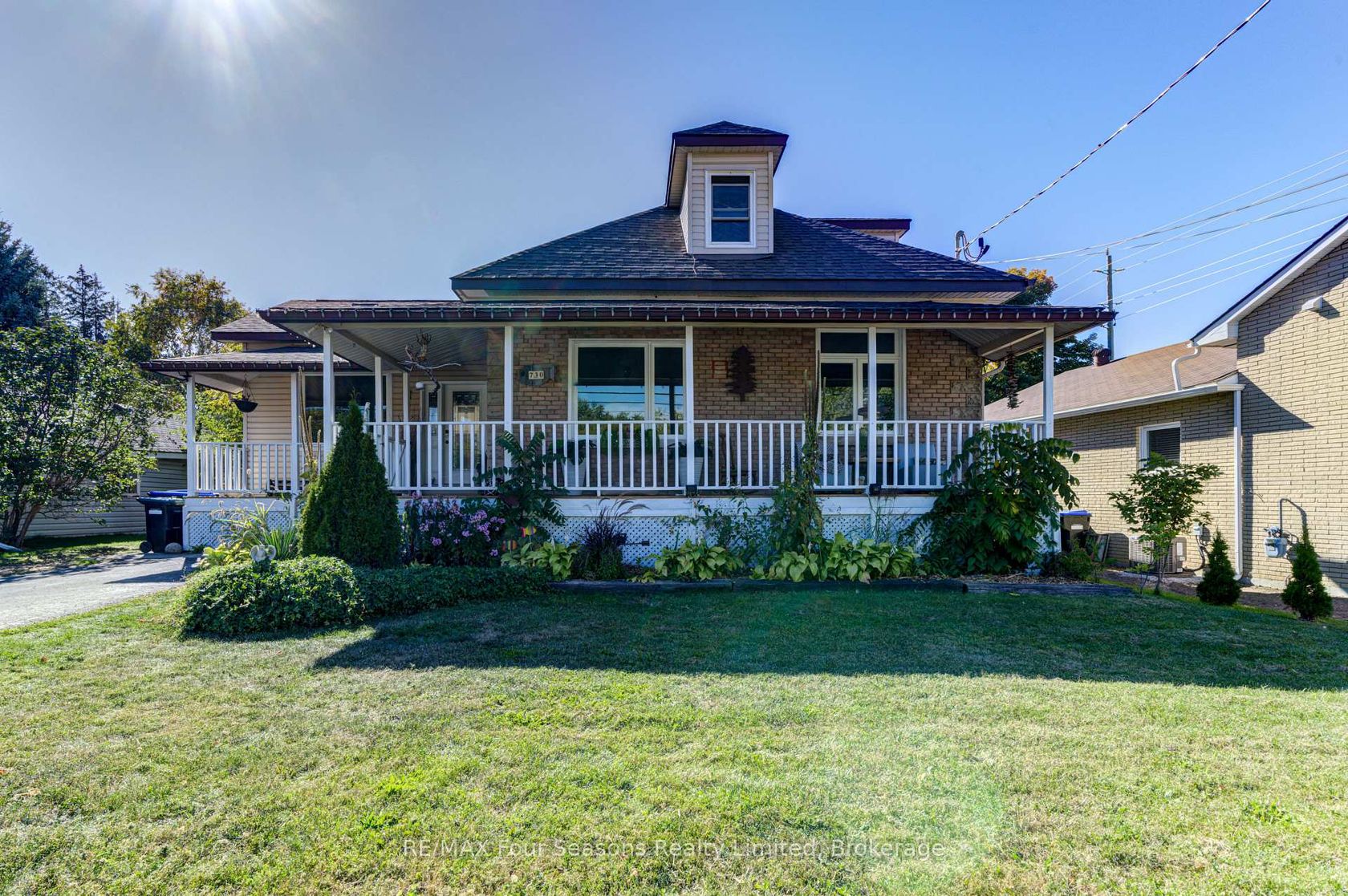 730 Hurontario Street, Collingwood by Loree Meneguzzi Real Estate 730 Hurontario Street, Collingwood