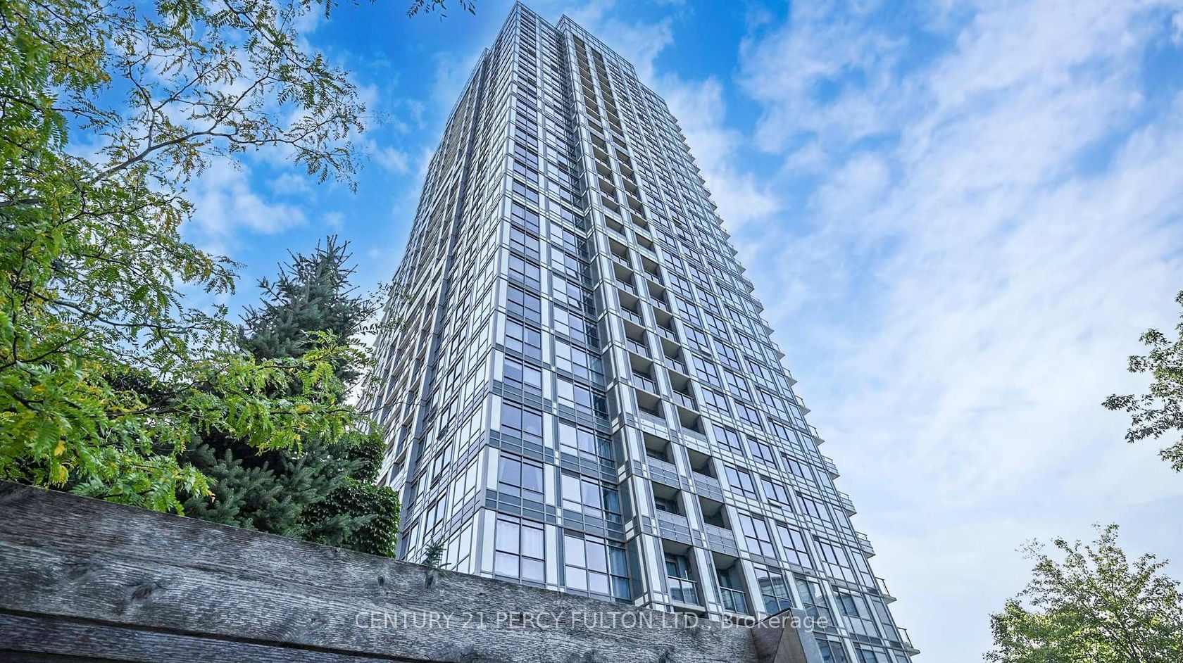 2405 - 18 Graydon Hall Drive, Donalda, Toronto 