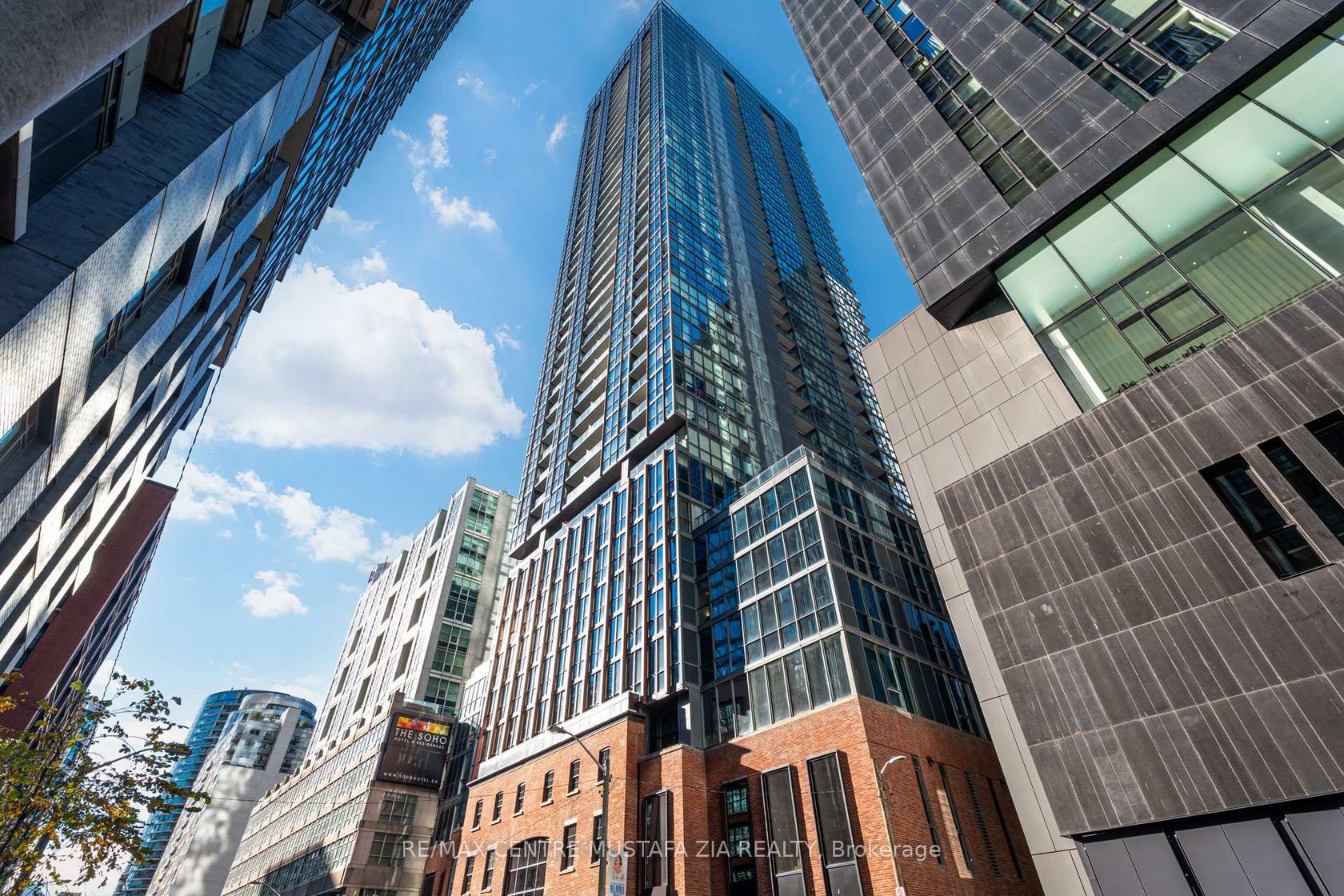 2501 - 88 Blue Jays Way, Waterfront Communities C1, Toronto 
