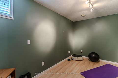 Photo 9 at 172 Sundew Drive, Holly, Barrie