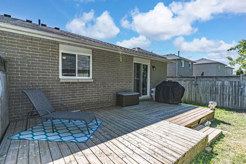 Photo 13 at 172 Sundew Drive, Holly, Barrie