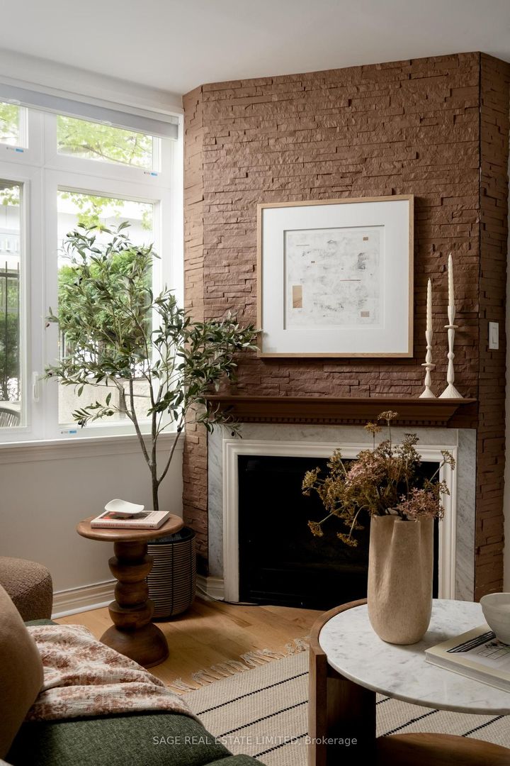 Photo 4 at 6 - 87 Lillian Street, Mount Pleasant West, Toronto