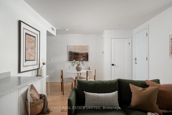 Photo 11 at 6 - 87 Lillian Street, Mount Pleasant West, Toronto