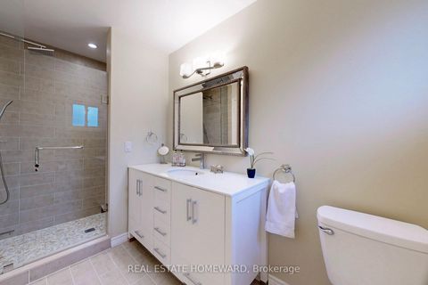 Photo 20 at 20 Anvil Court, Westbrook, Richmond Hill