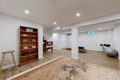 Photo 28 at 20 Anvil Court, Westbrook, Richmond Hill