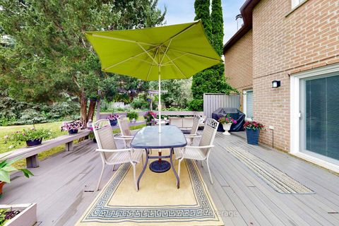 Photo 36 at 20 Anvil Court, Westbrook, Richmond Hill