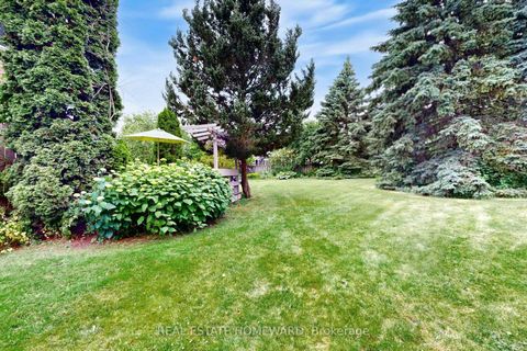 Photo 41 at 20 Anvil Court, Westbrook, Richmond Hill