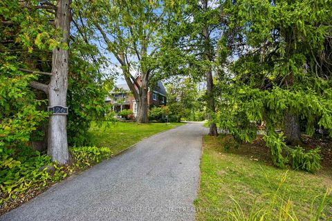 Photo 1 at 126 Letitia Street, Letitia Heights, Barrie Photo 1 at 126 Letitia Street, Letitia Heights, Barrie