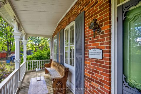 Photo 3 at 126 Letitia Street, Letitia Heights, Barrie