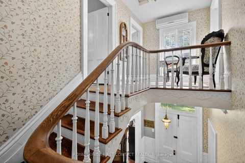 Photo 20 at 126 Letitia Street, Letitia Heights, Barrie