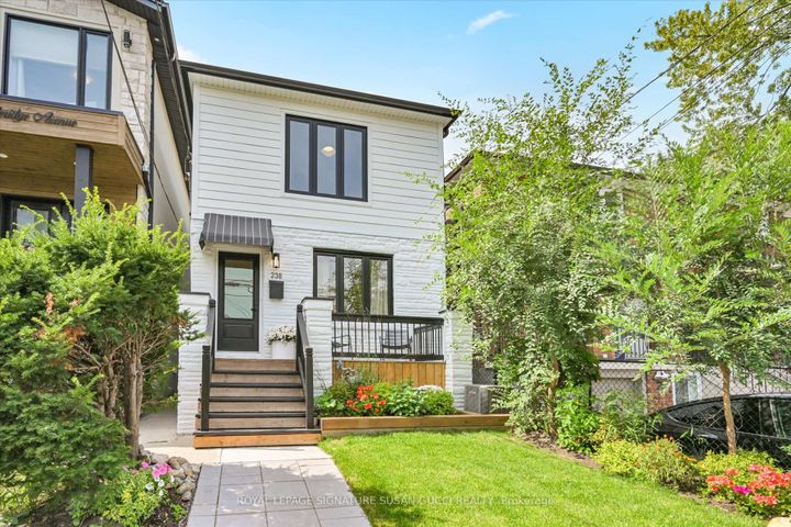 Photo 1 at 238 Coleridge Avenue, Lumsden, Toronto