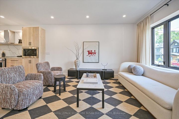 Photo 4 at 238 Coleridge Avenue, Lumsden, Toronto