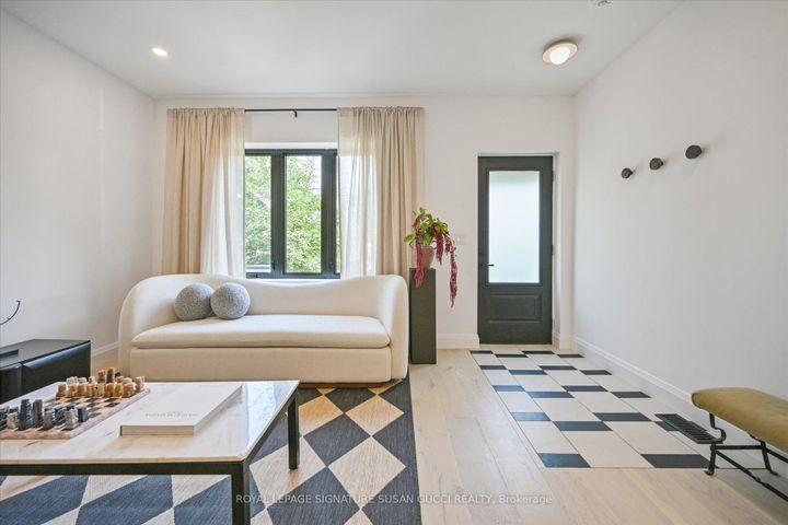 Photo 6 at 238 Coleridge Avenue, Lumsden, Toronto