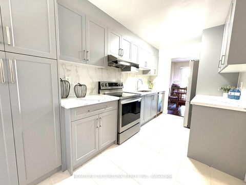 Photo 6 at 119 Briarwood Avenue, Clairville, Toronto