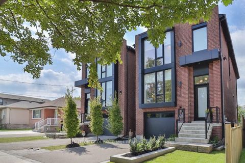 Photo 1 at 216 Delta Street, Alderwood, Toronto