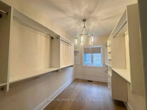Photo 13 at 41 Glen Abbey Trail, Kleinburg, Vaughan