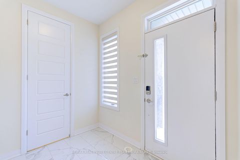 Photo 2 at 106 Settlers Road E, GO Glenorchy, Oakville
