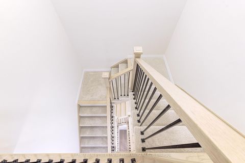 Photo 26 at 106 Settlers Road E, GO Glenorchy, Oakville