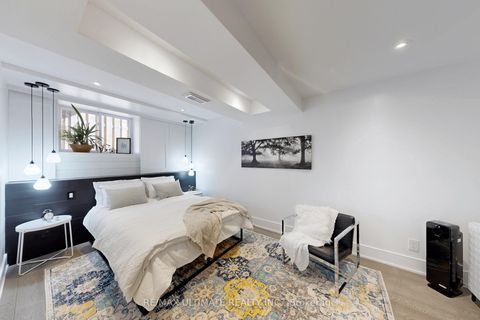 Photo 12 at 68 Barkwin Drive, Beaumonde Heights, Toronto