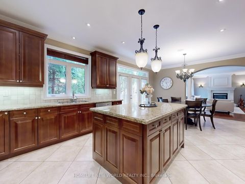 Photo 9 at 3199 Ribble Crescent, BC Bronte Creek, Oakville
