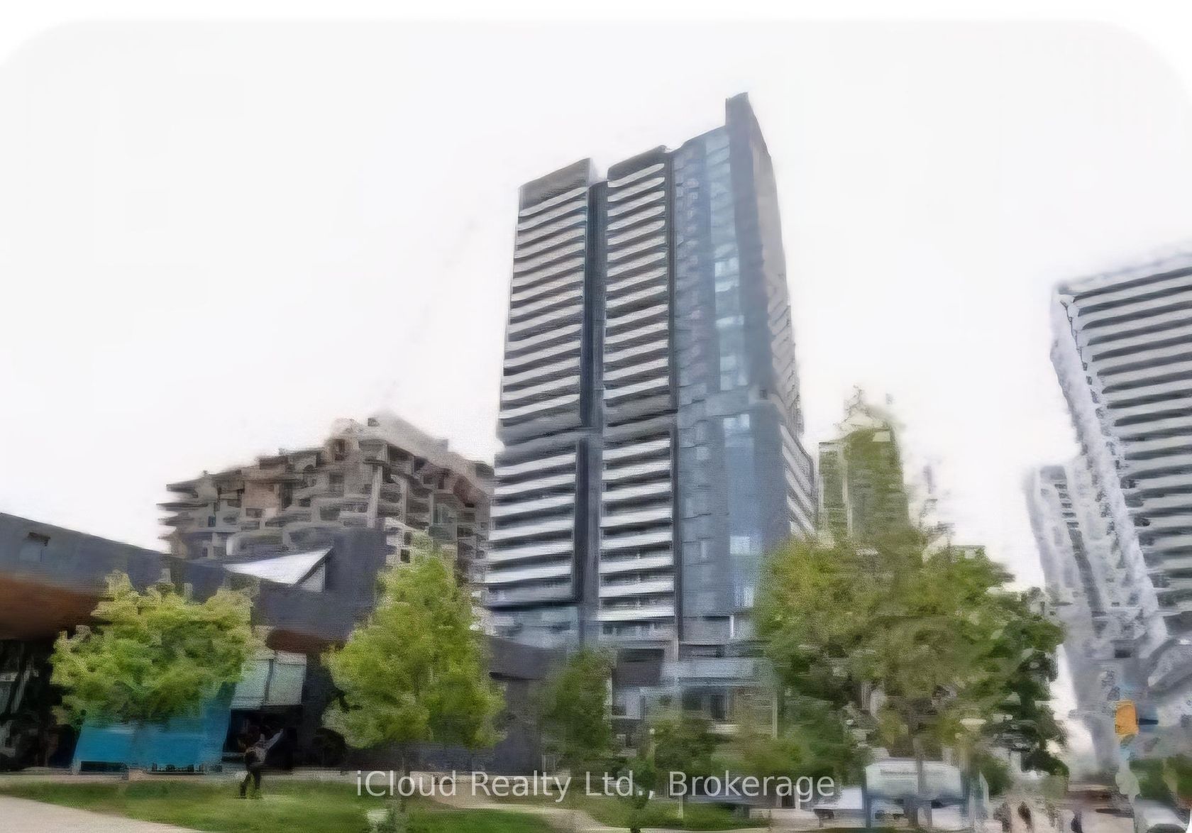 610 - 225 Sumach Street, Regent Park, Toronto 