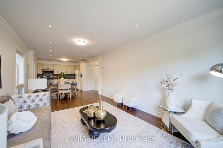 Photo 19 at 19 Dunbar Crescent, Milliken Mills East, Markham