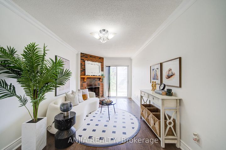Photo 21 at 19 Dunbar Crescent, Milliken Mills East, Markham