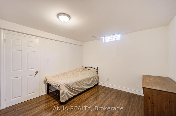 Photo 43 at 19 Dunbar Crescent, Milliken Mills East, Markham