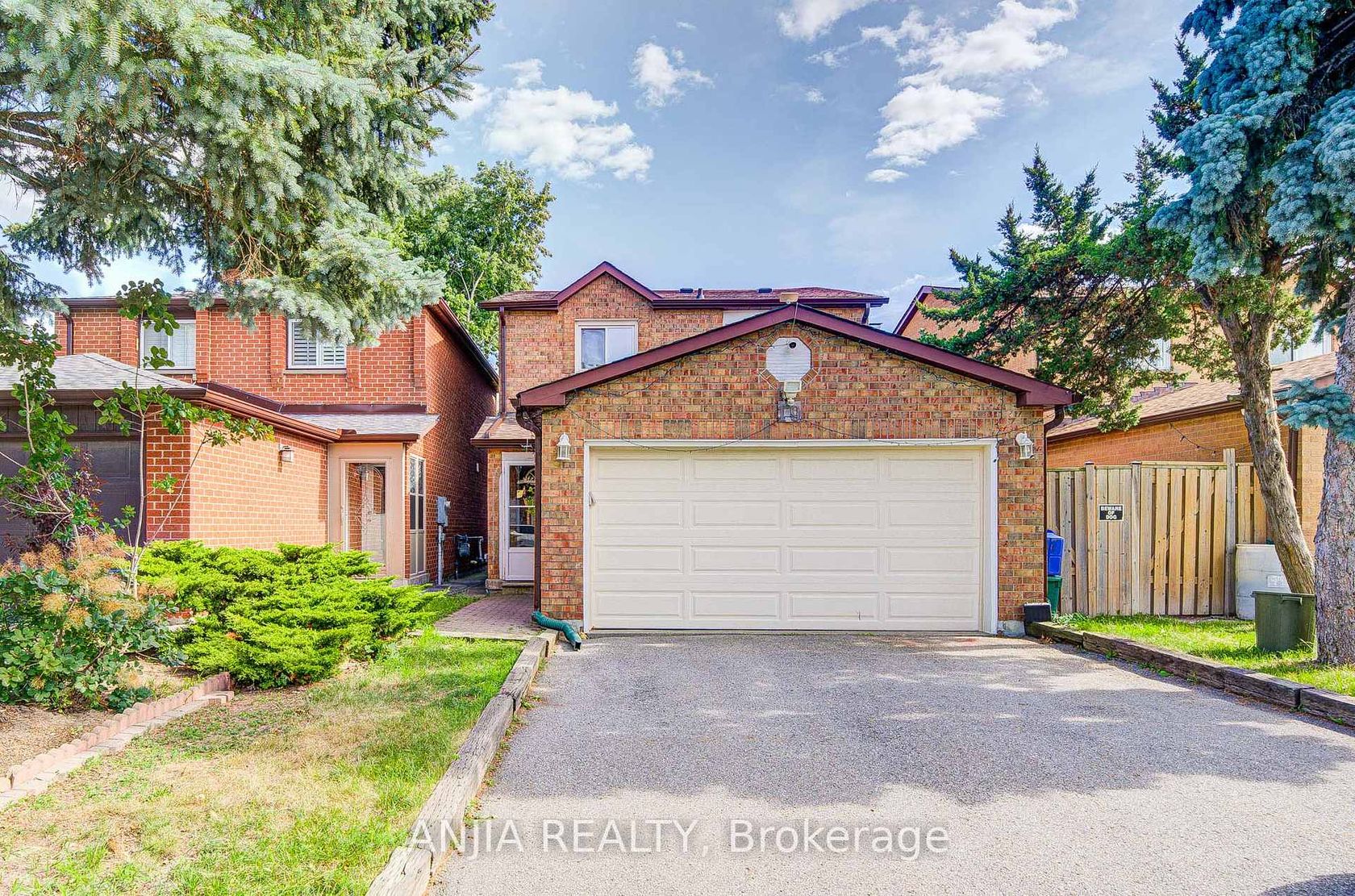 19 Dunbar Crescent, Milliken Mills East, Markham 2