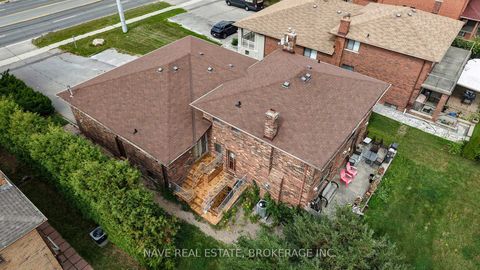 Photo 45 at 9747 Bathurst Street, North Richvale, Richmond Hill