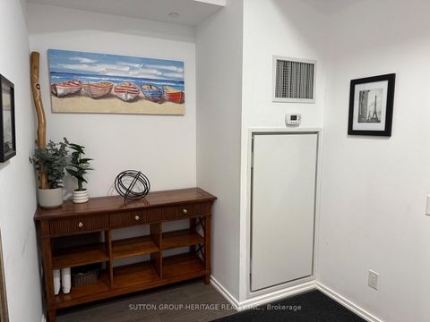 Photo 1 at 814 - 783 Bathurst Street, University, Toronto