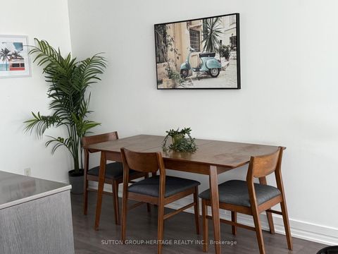 Photo 5 at 814 - 783 Bathurst Street, University, Toronto