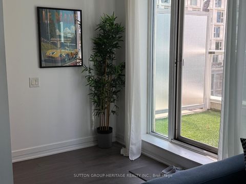 Photo 10 at 814 - 783 Bathurst Street, University, Toronto