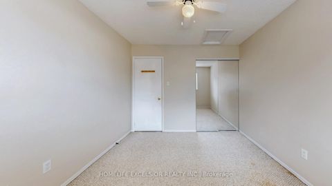 Photo 23 at 1 - 579 Gibney Crescent, Summerhill Estates, Newmarket