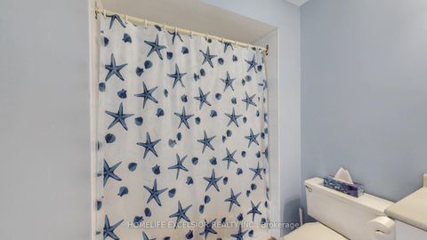 Photo 25 at 1 - 579 Gibney Crescent, Summerhill Estates, Newmarket