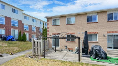 Photo 31 at 1 - 579 Gibney Crescent, Summerhill Estates, Newmarket