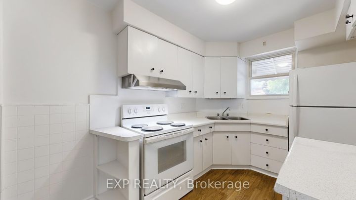Photo 11 at 138 Park Street, Cliffside, Toronto