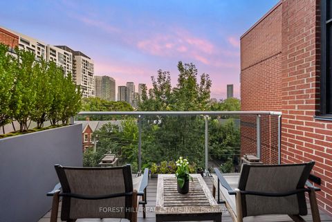 Photo 8 at 519 - 62 Niagara Street, Niagara, Toronto