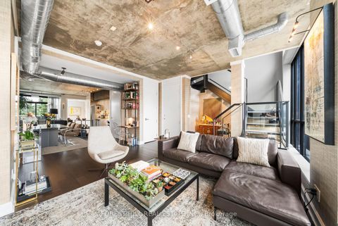 Photo 18 at 519 - 62 Niagara Street, Niagara, Toronto