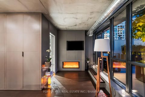Photo 33 at 519 - 62 Niagara Street, Niagara, Toronto