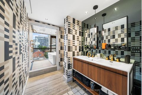 Photo 35 at 519 - 62 Niagara Street, Niagara, Toronto