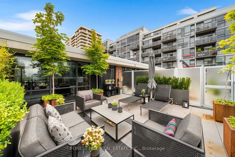 Photo 42 at 519 - 62 Niagara Street, Niagara, Toronto
