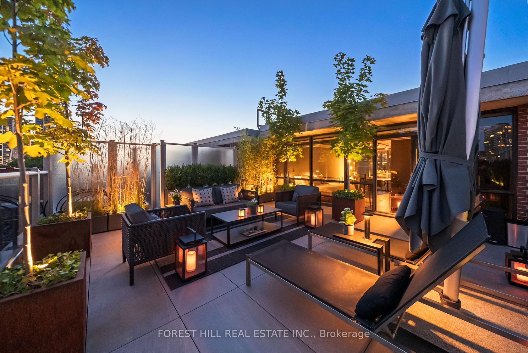 519 - 62 Niagara Street, Niagara, Toronto by Loree Meneguzzi Real Estate 519 - 62 Niagara Street, Niagara, Toronto