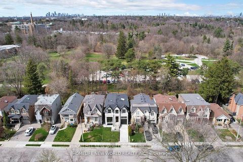 Photo 1 at 168 Glenvale Boulevard, Leaside, Toronto